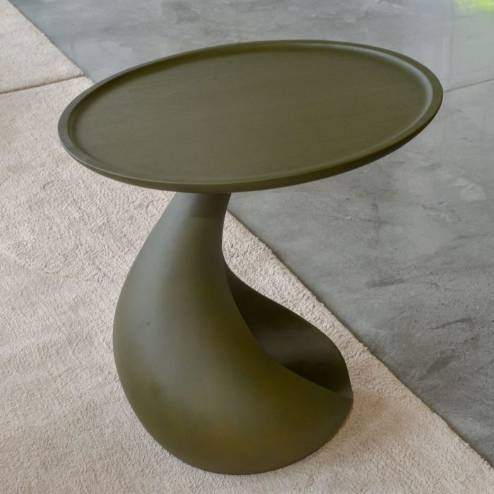 Mesa Lateral Ninho