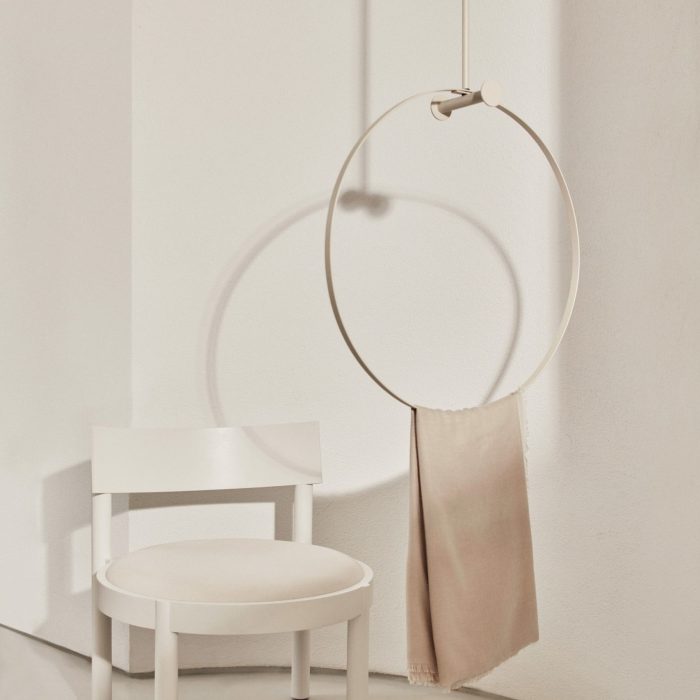 argola coat hanger (lookbook-12)