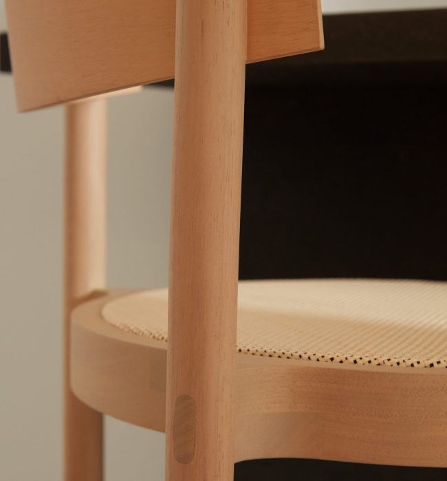 gravata high stool. (lookbook-5)