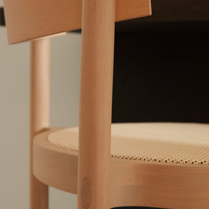 gravata high stool. (lookbook-5)